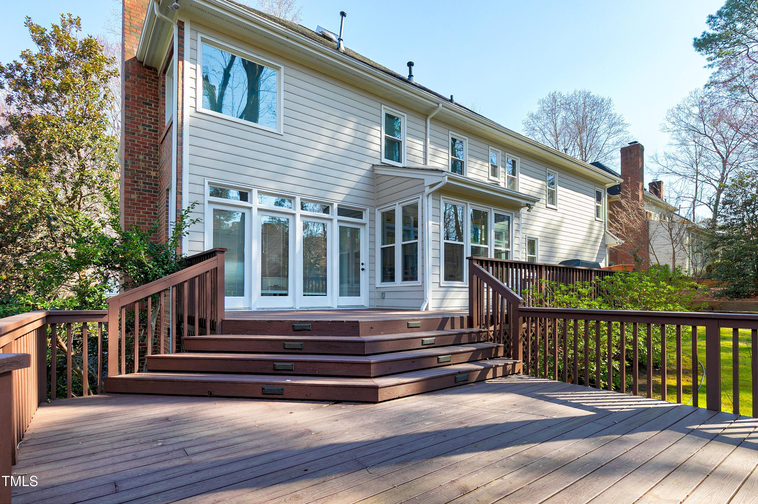 207 W Camden Forest Drive