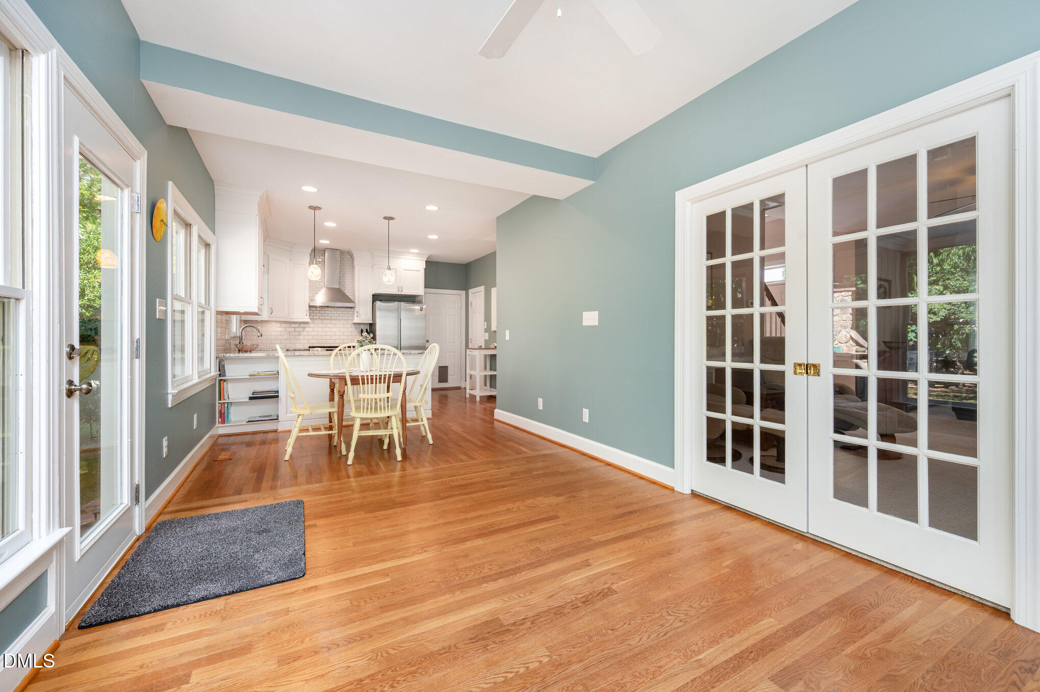 8004 Looking Glass Court