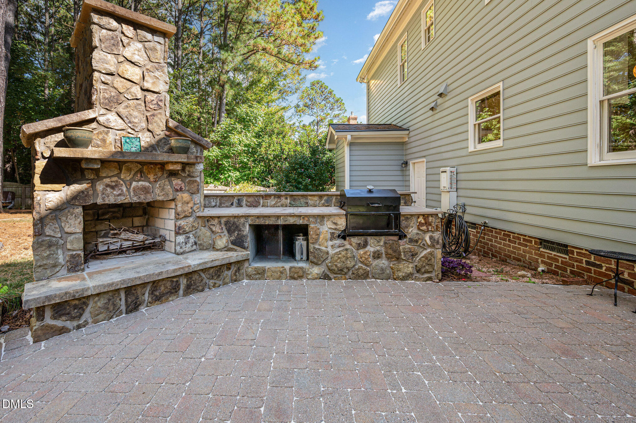 8004 Looking Glass Court