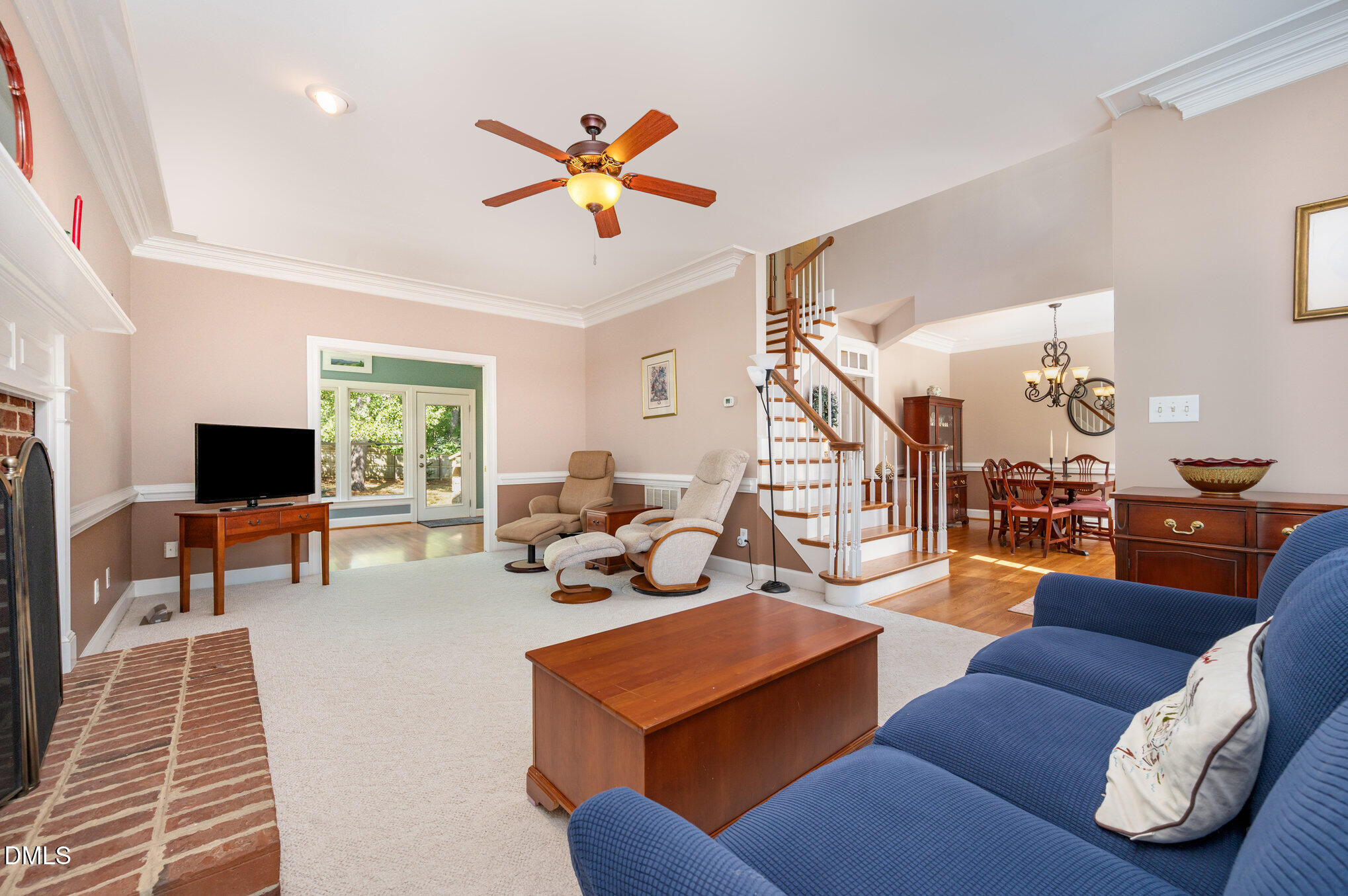 8004 Looking Glass Court