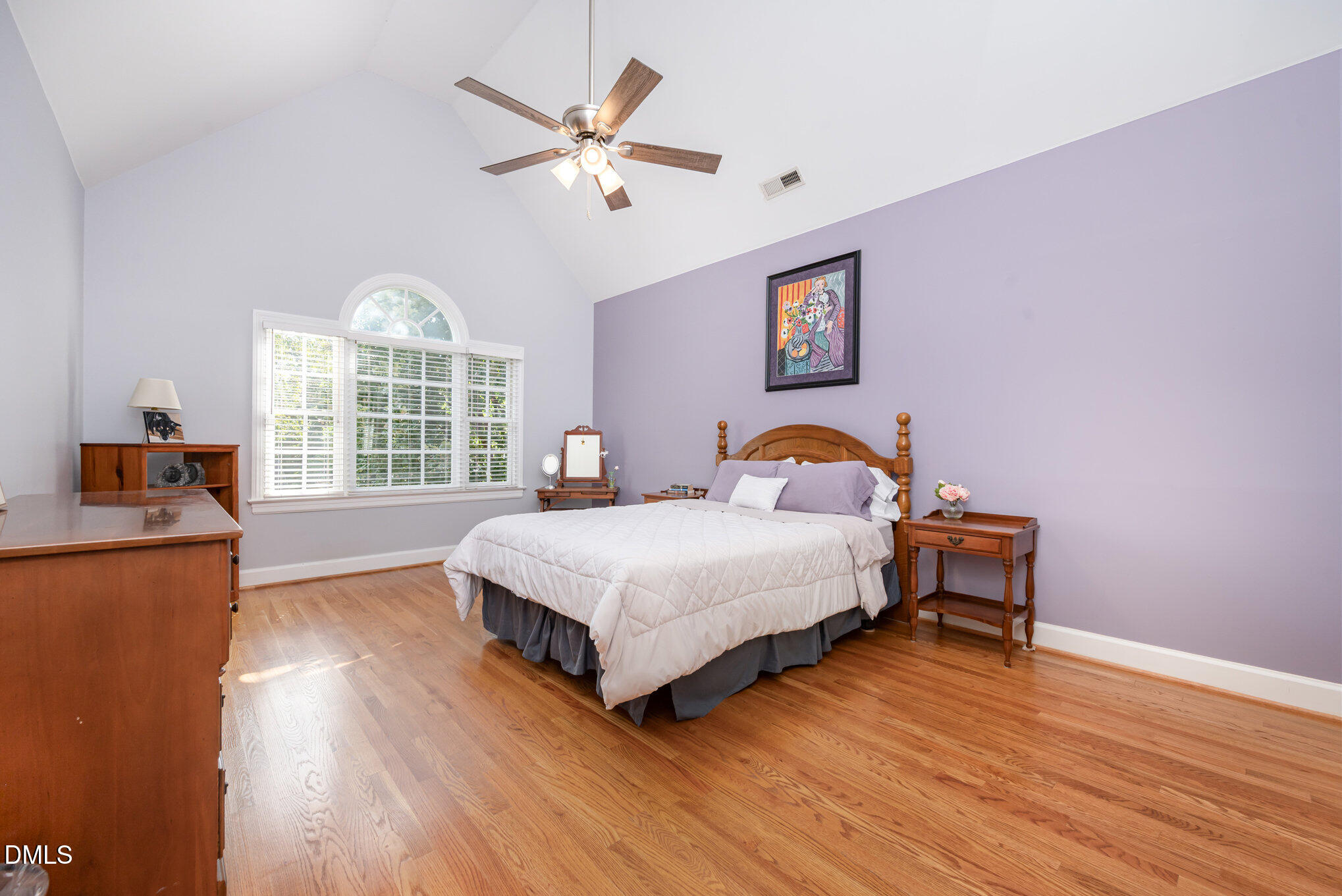 8004 Looking Glass Court