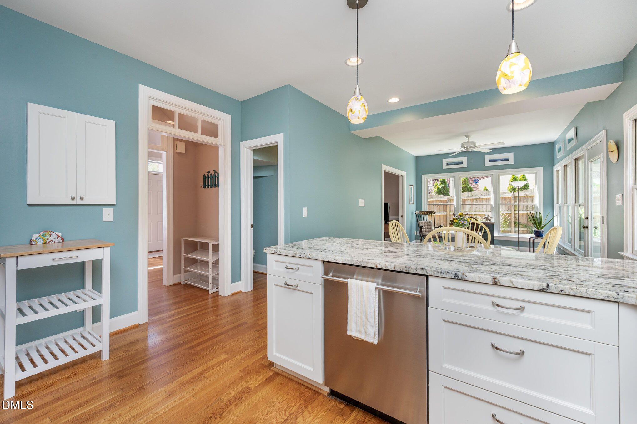 8004 Looking Glass Court