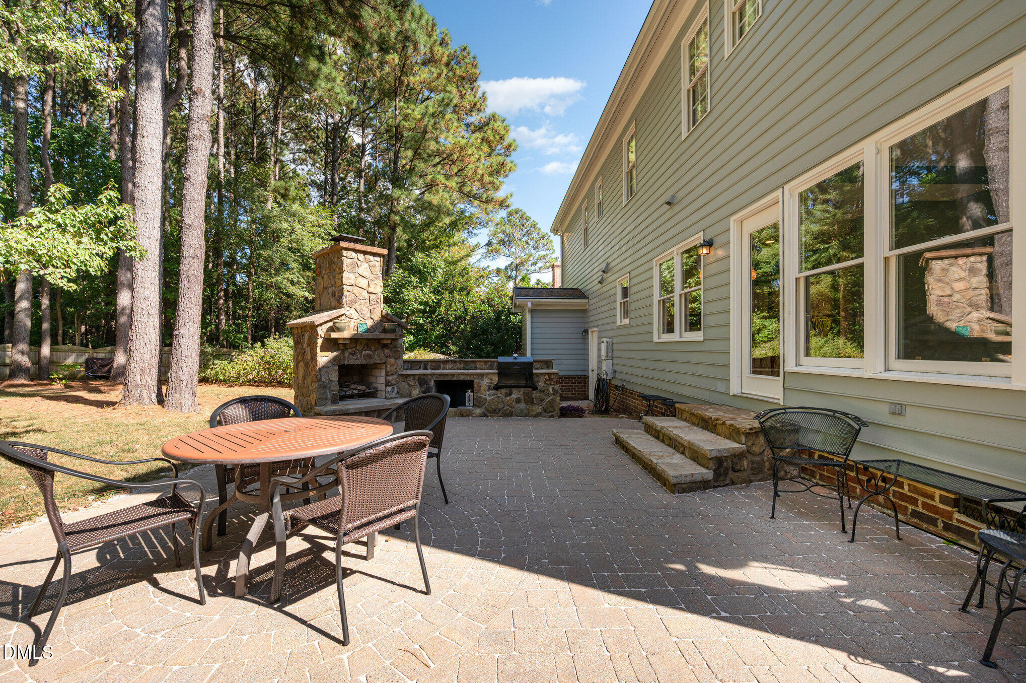 8004 Looking Glass Court