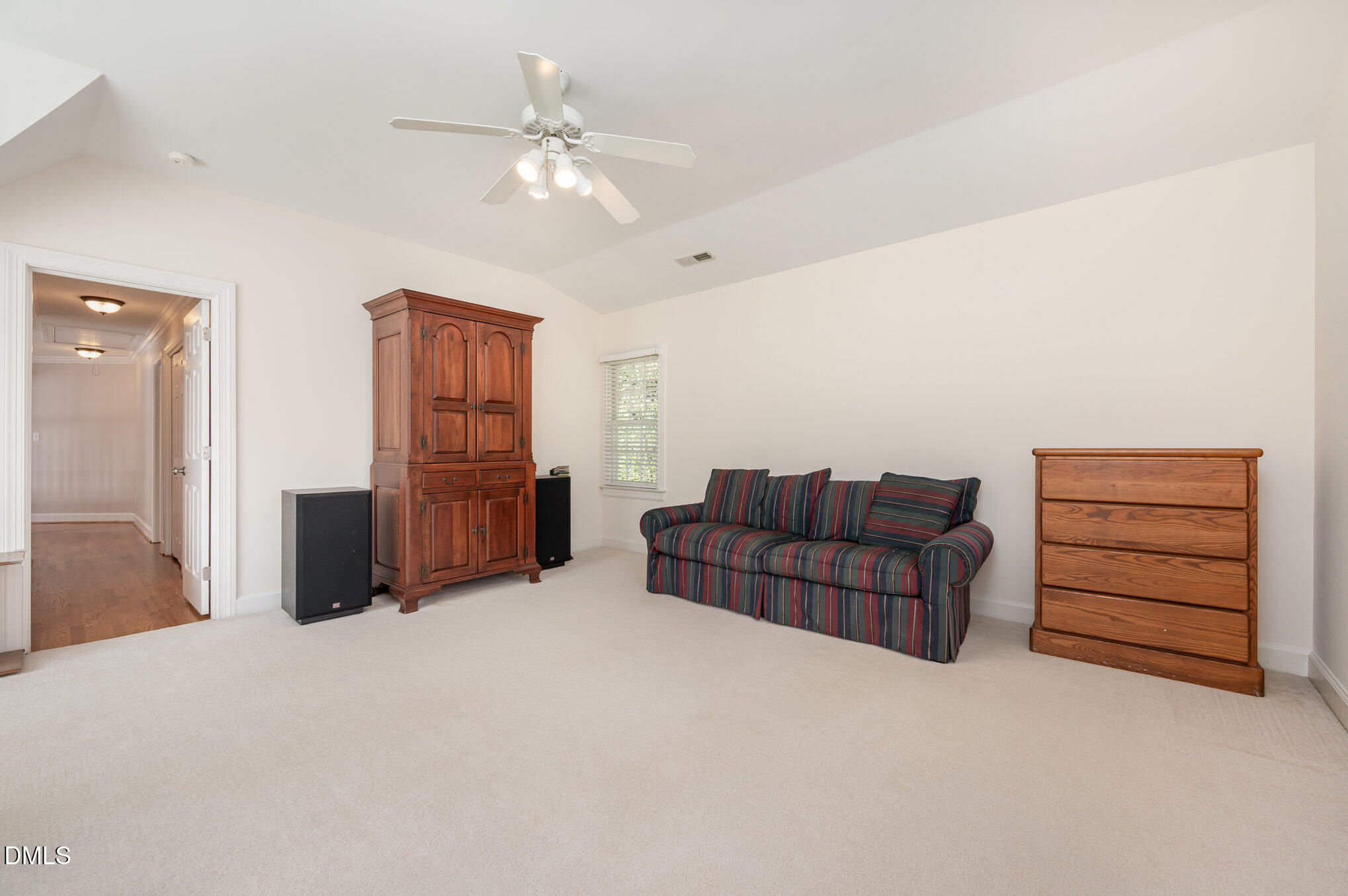 8004 Looking Glass Court