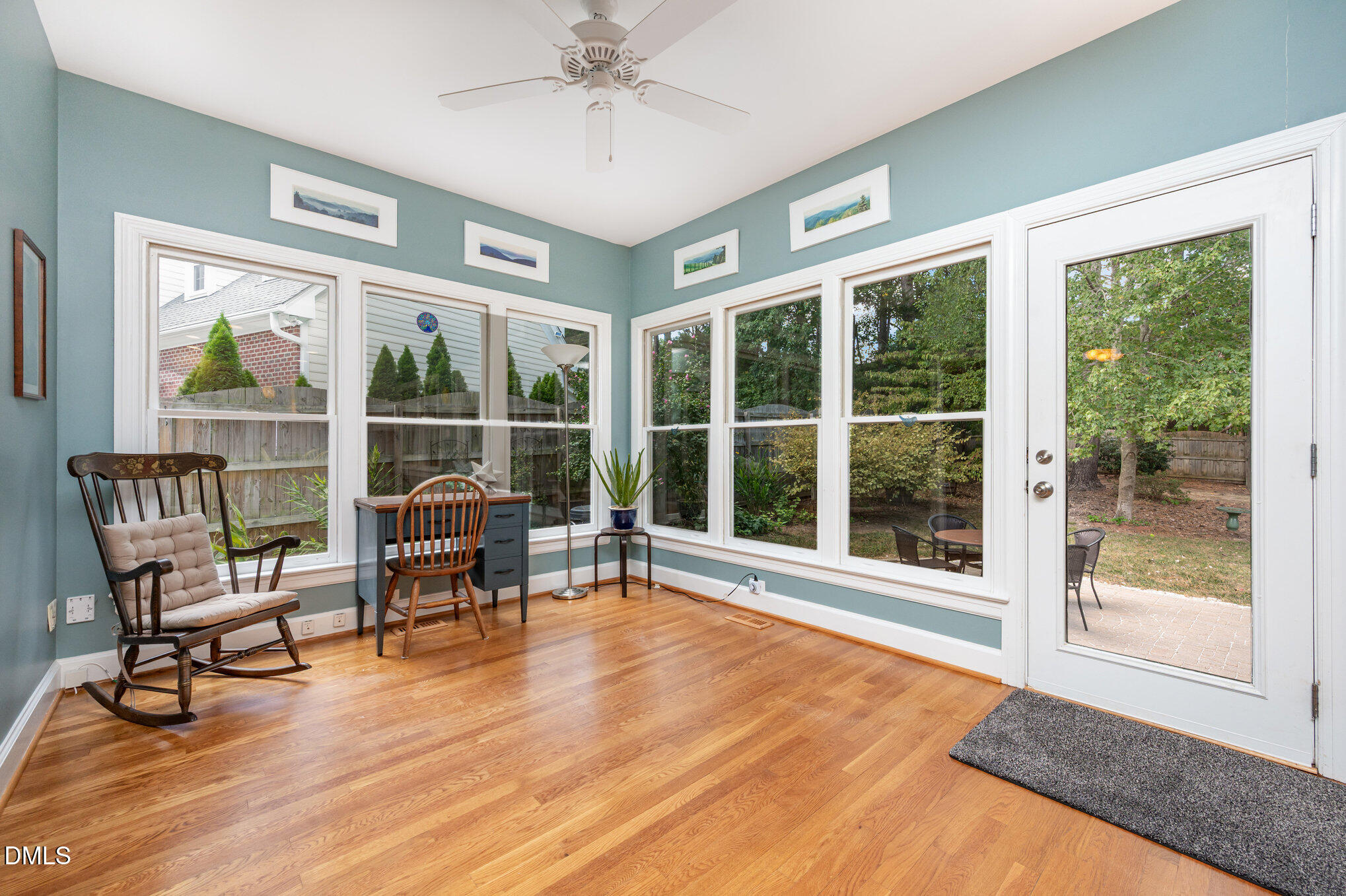 8004 Looking Glass Court