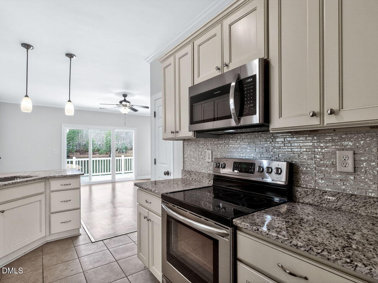 121 Westview Cove Lane