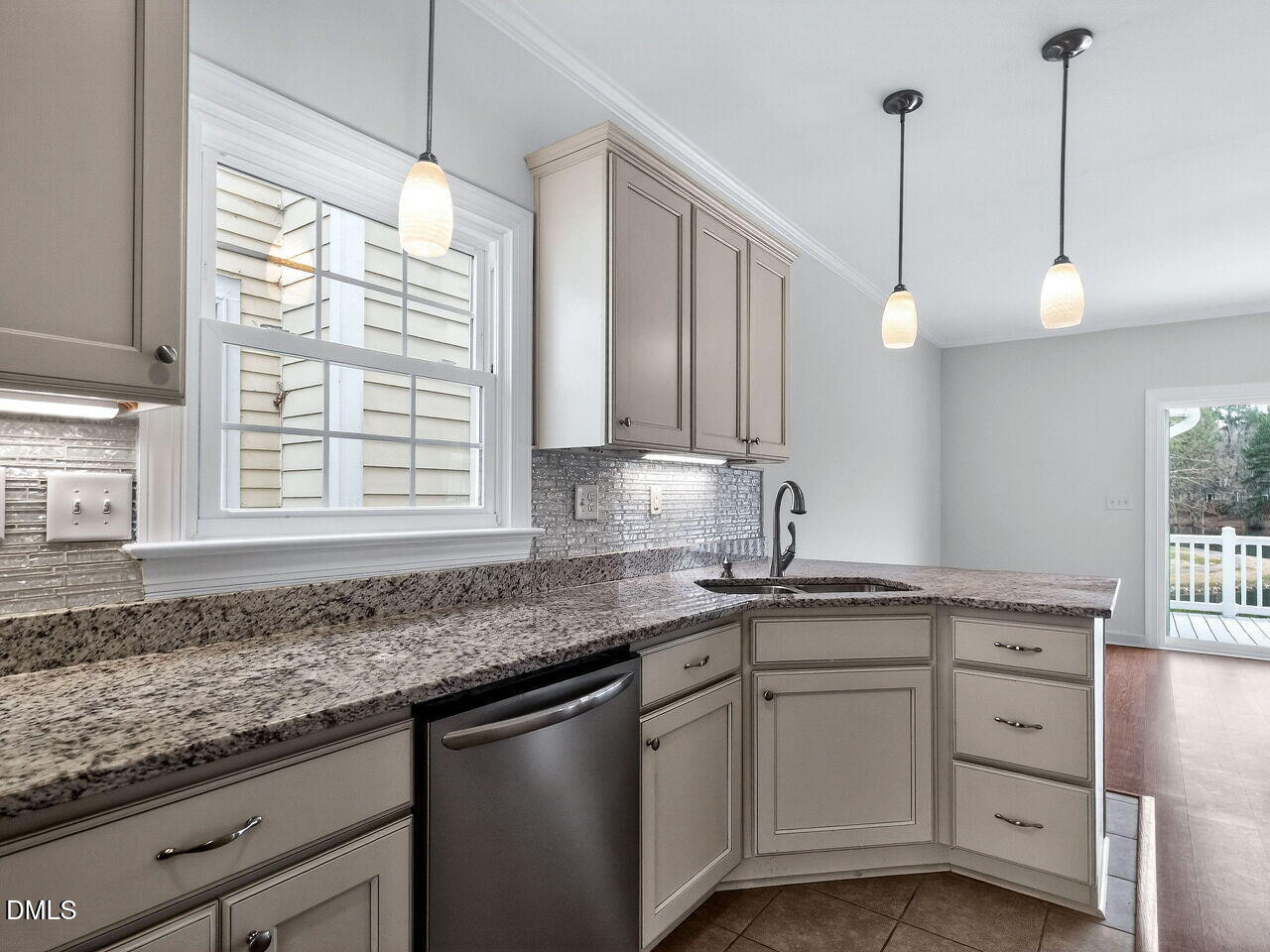 121 Westview Cove Lane