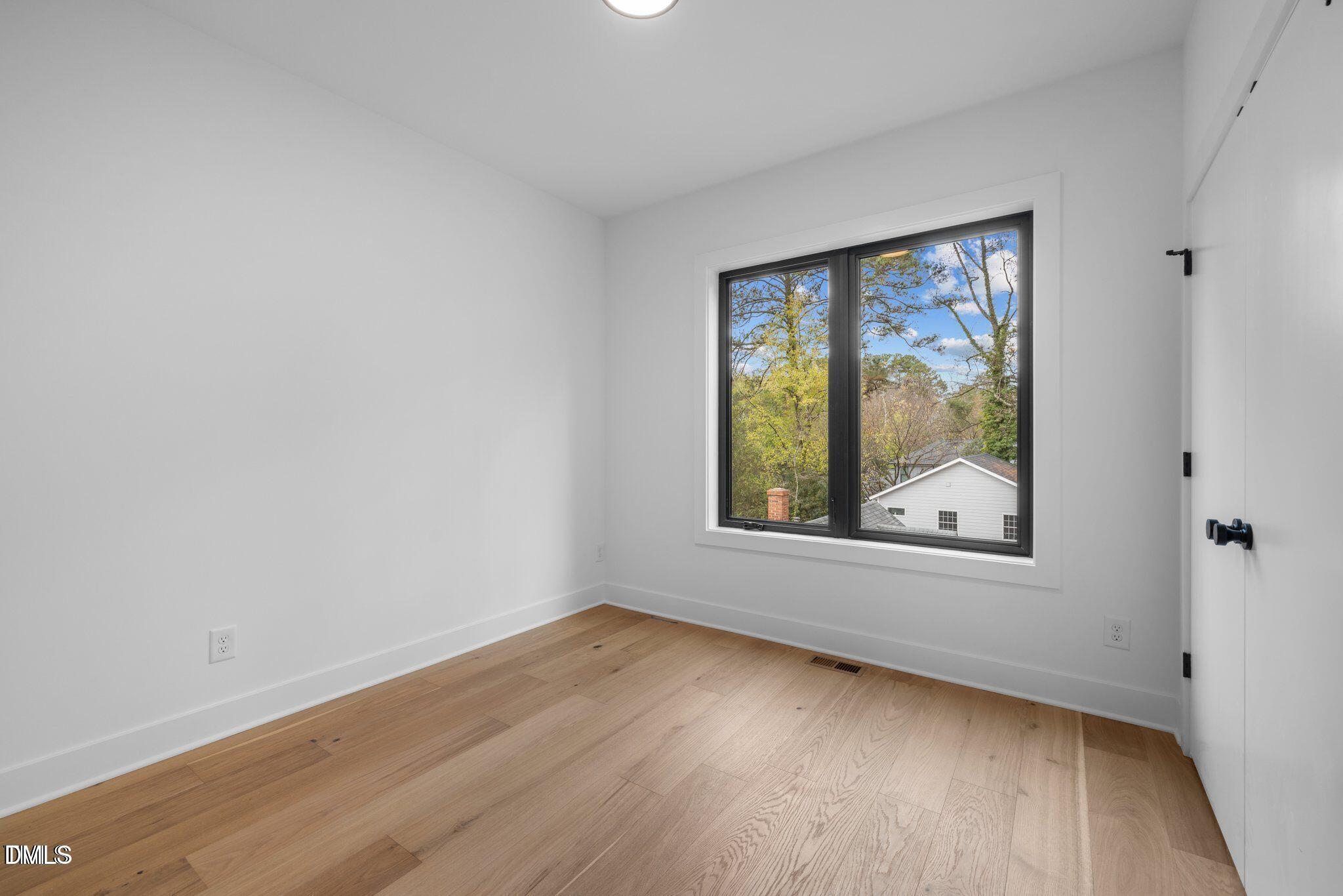 513 Edgecreek Court