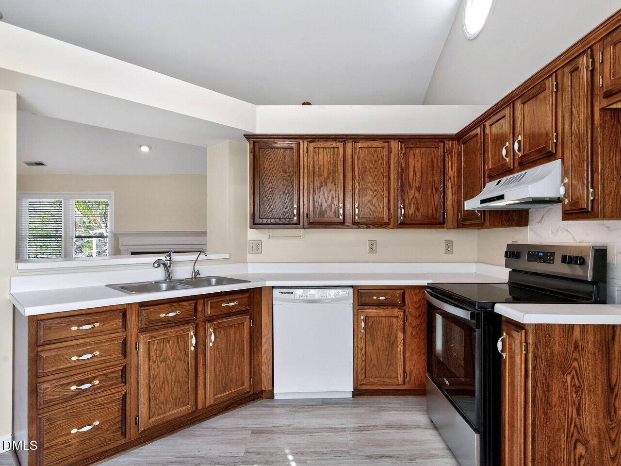 106 Majnun Lane
