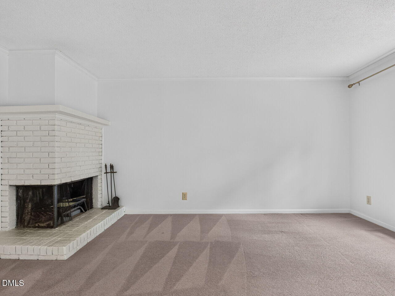 833 Kensington Drive