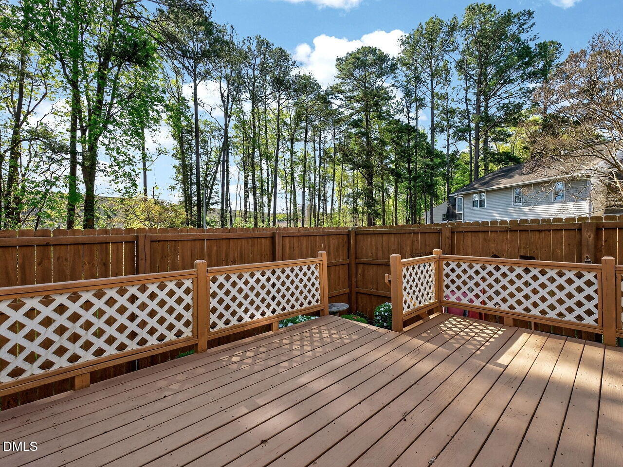 833 Kensington Drive