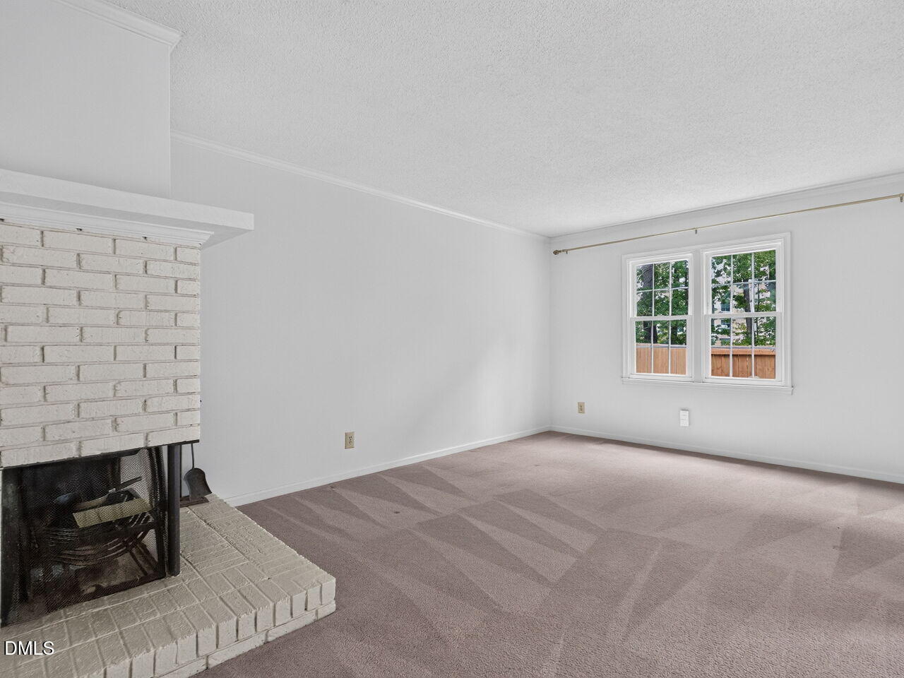 833 Kensington Drive