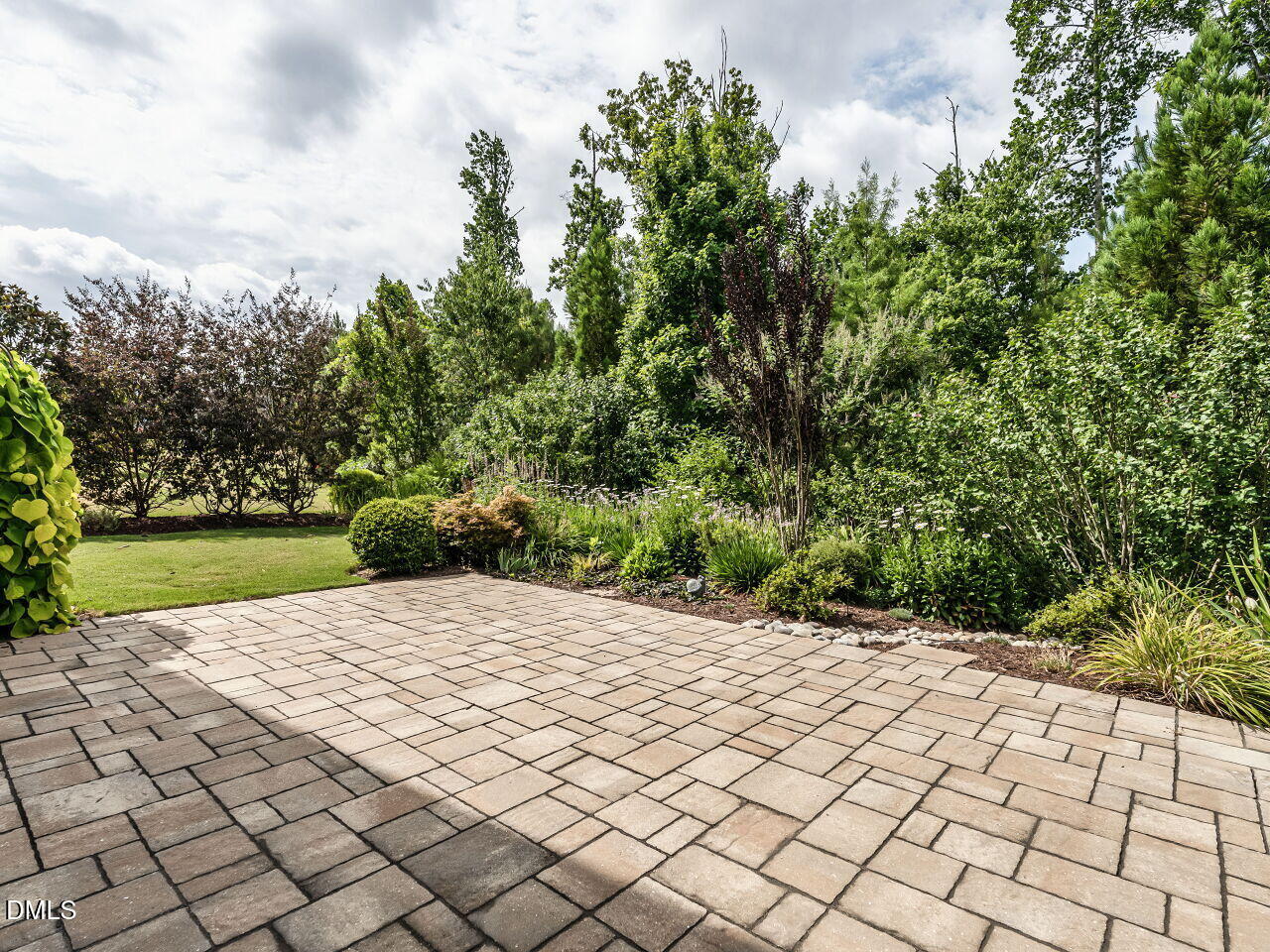 137 Lucky Ribbon Lane
