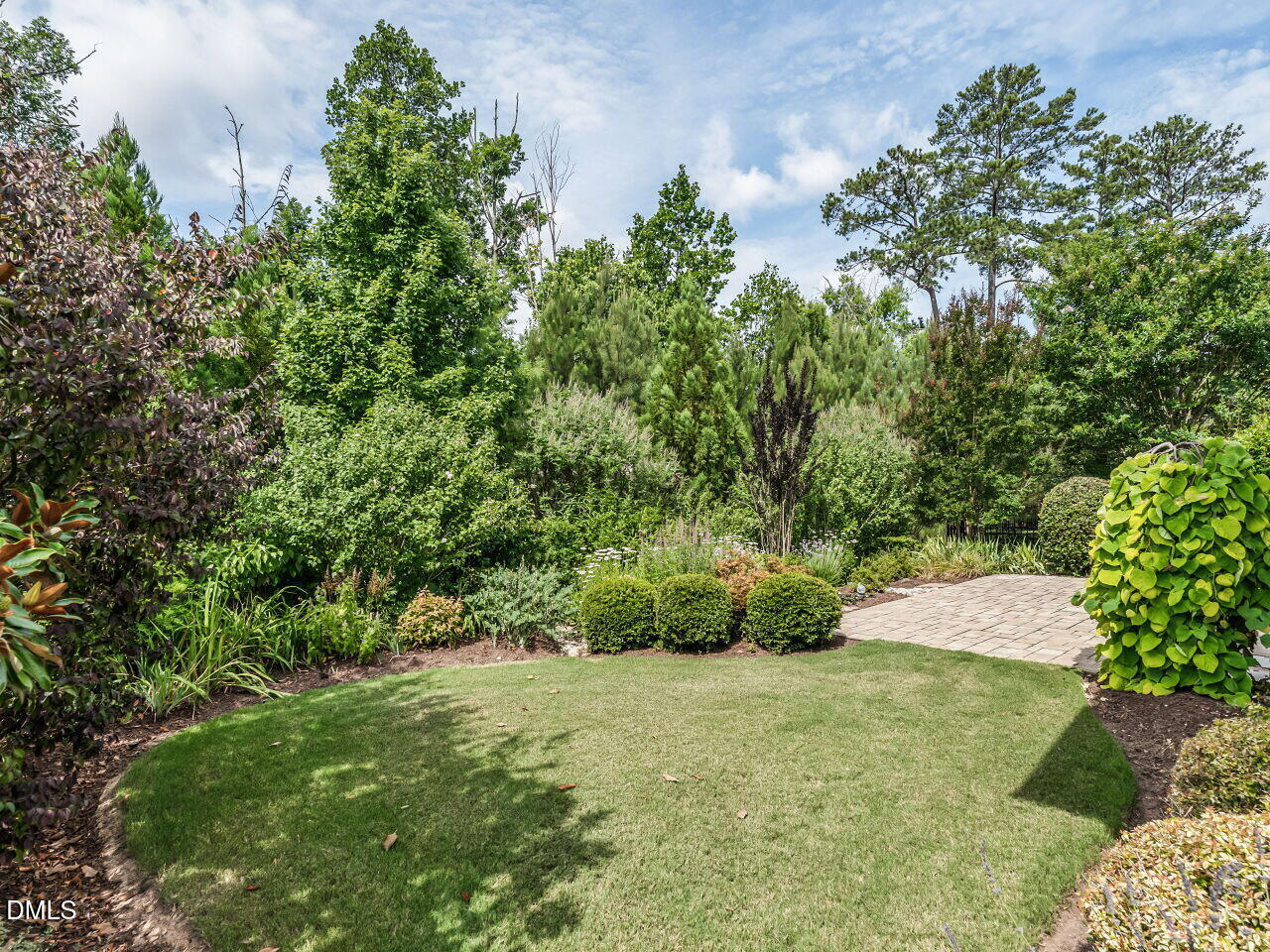 137 Lucky Ribbon Lane