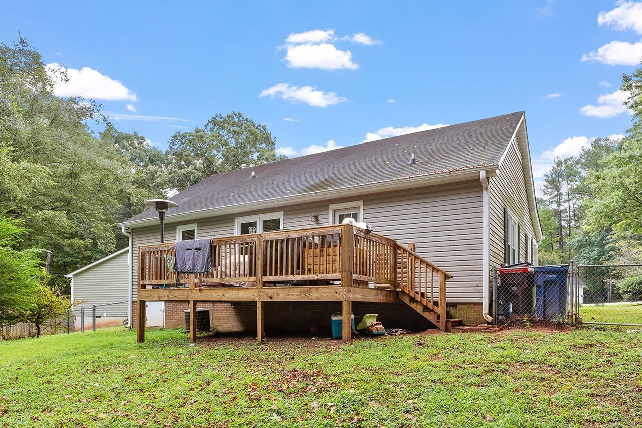 323 Waterside Drive