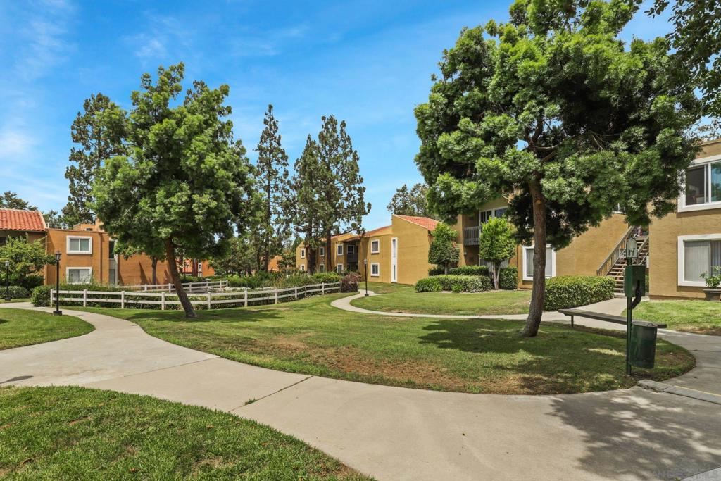 17199 W Bernardo Dr 103