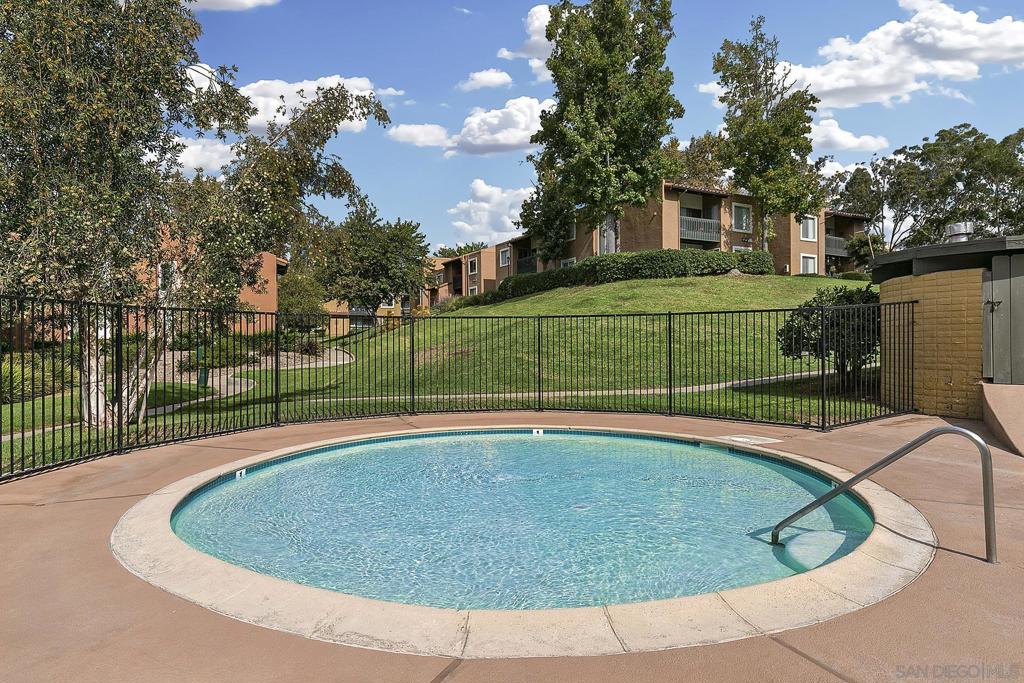 17199 W Bernardo Dr 103