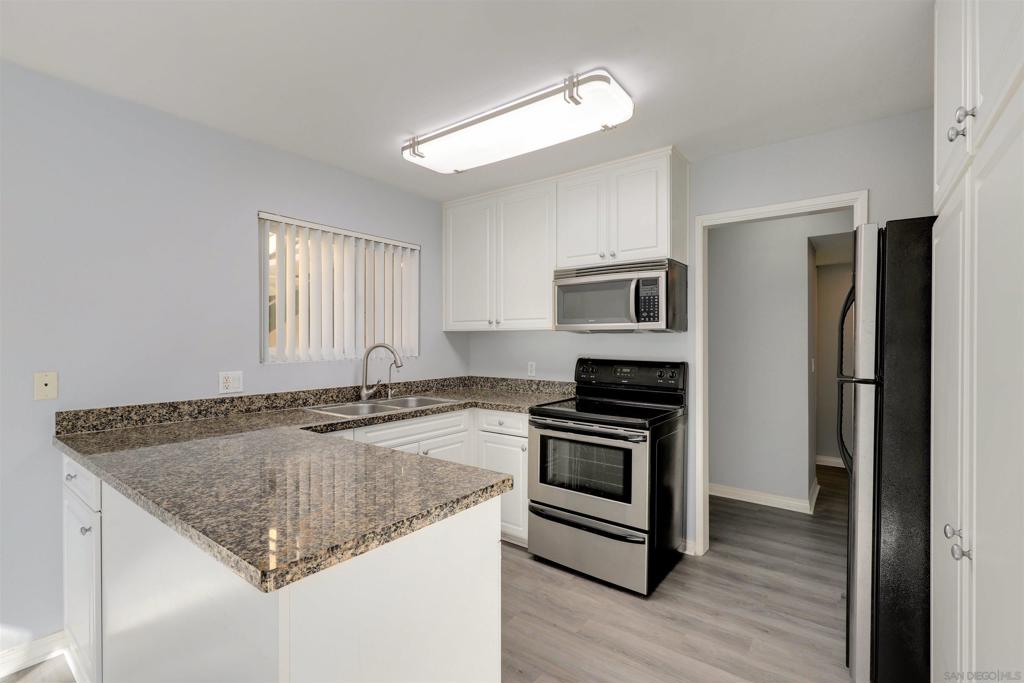 17199 W Bernardo Dr 103