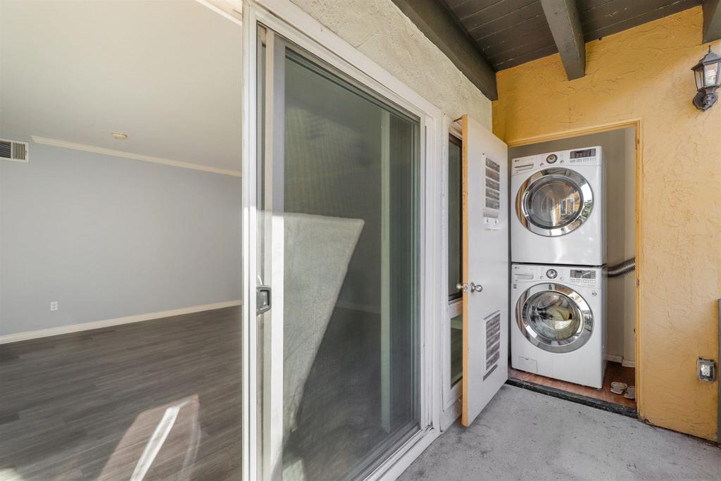 17199 W Bernardo Dr 103