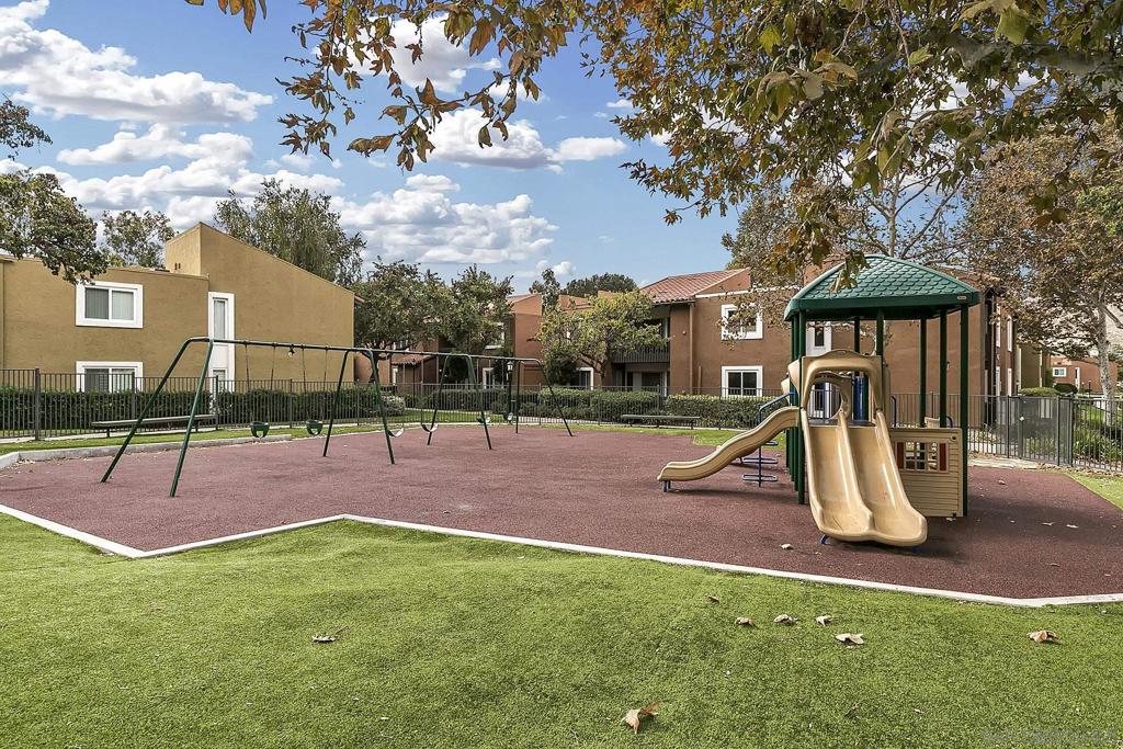 17199 W Bernardo Dr 103