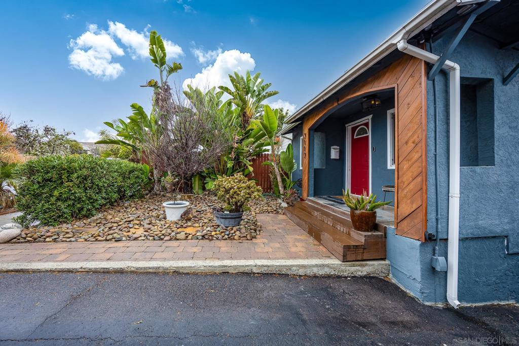 3113 Marlborough Ave