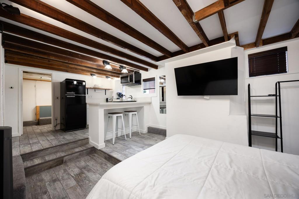 3113 Marlborough Ave