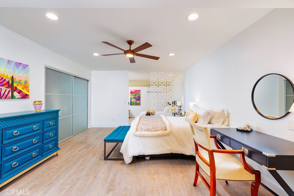 73700 Grapevine Street 6