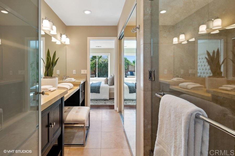 2152 Avenida Toronja