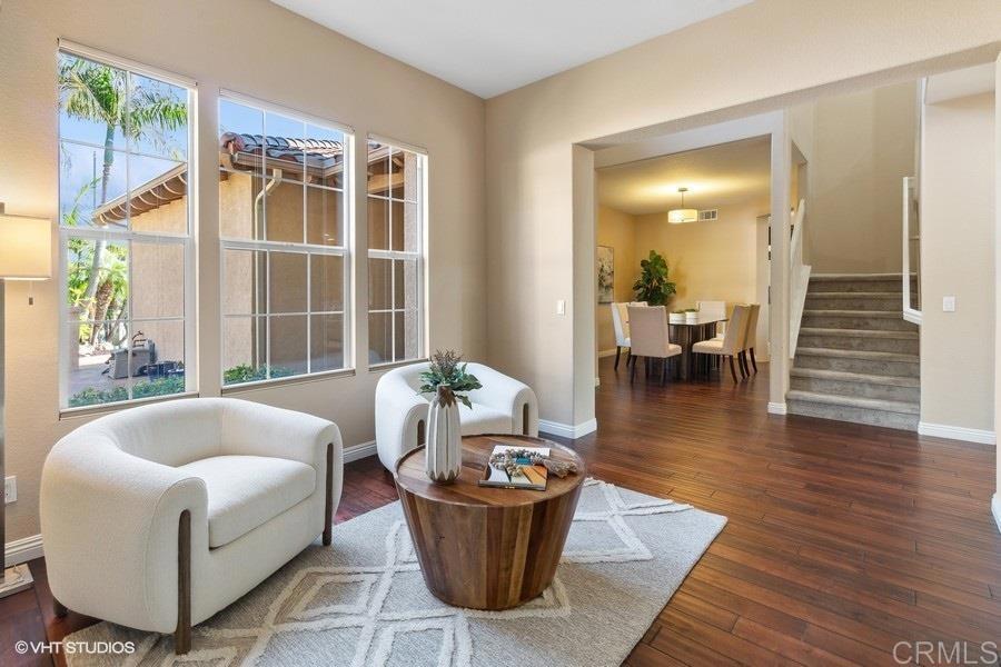 2152 Avenida Toronja