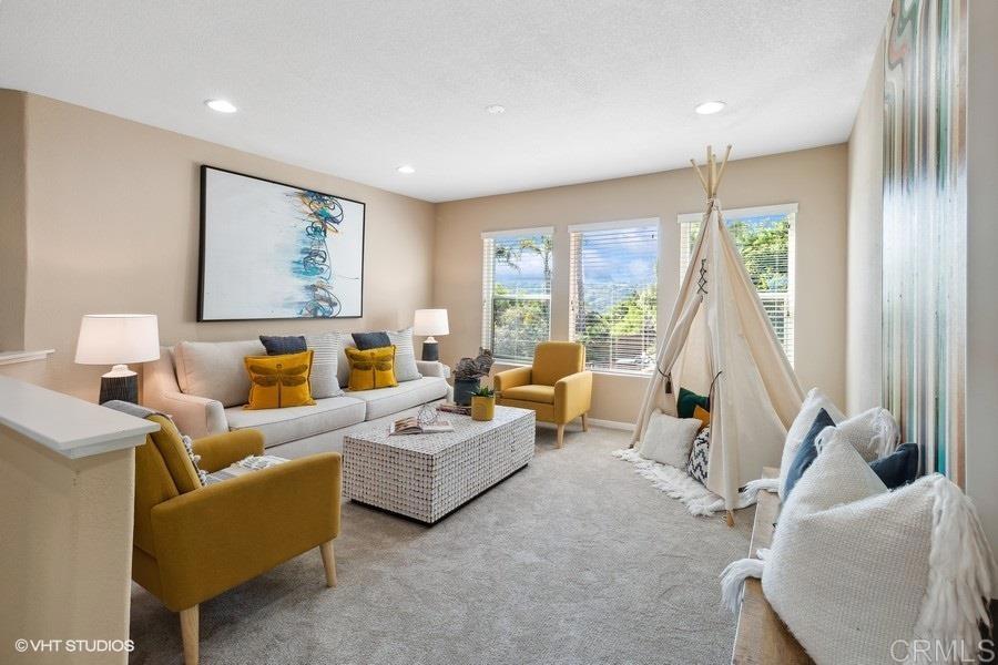 2152 Avenida Toronja