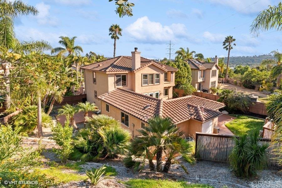 2152 Avenida Toronja