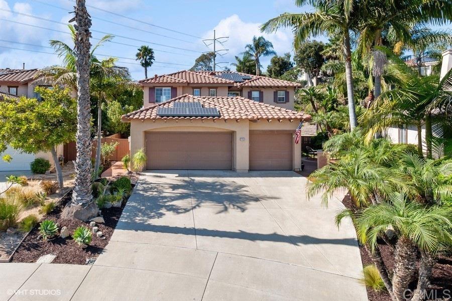 2152 Avenida Toronja