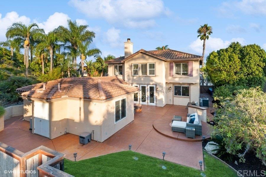 2152 Avenida Toronja