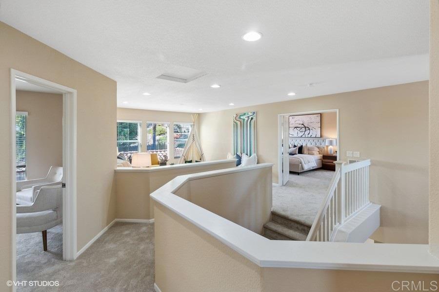 2152 Avenida Toronja