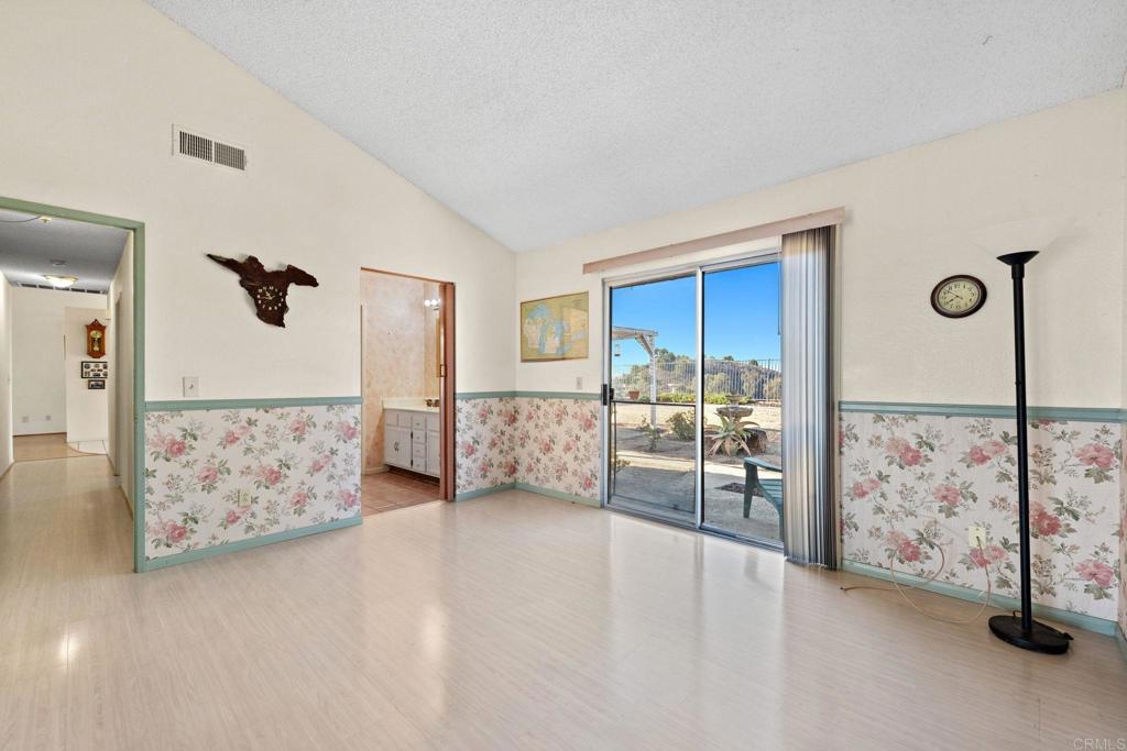 4856 Northerly Street