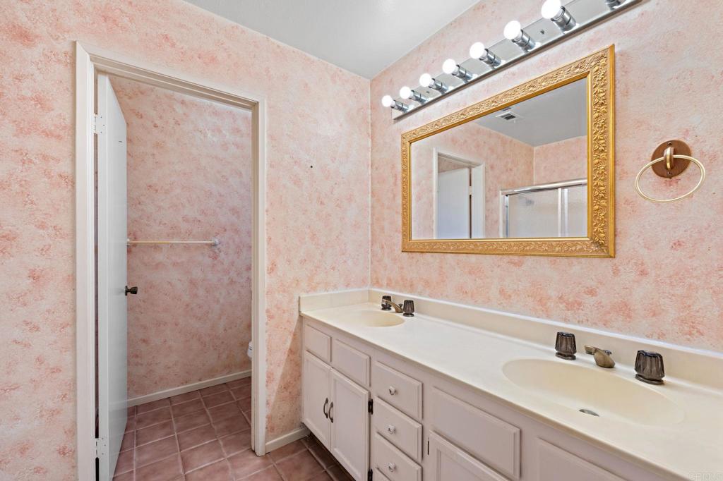 4856 Northerly Street