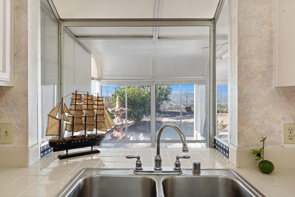 4856 Northerly Street