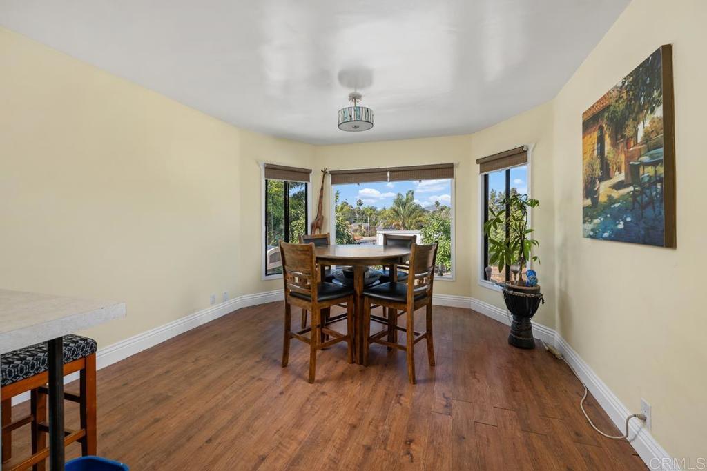 1098 Vale View Drive