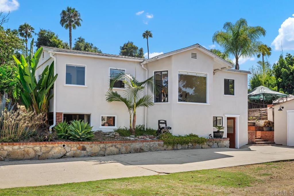 1098 Vale View Drive