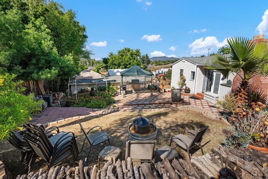 1098 Vale View Drive