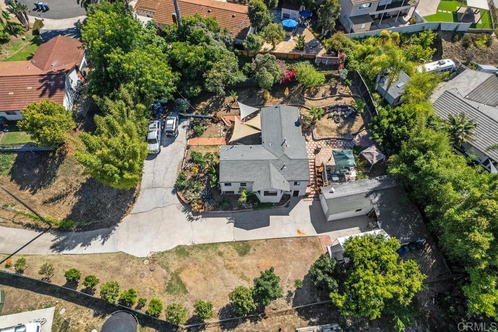 1098 Vale View Drive