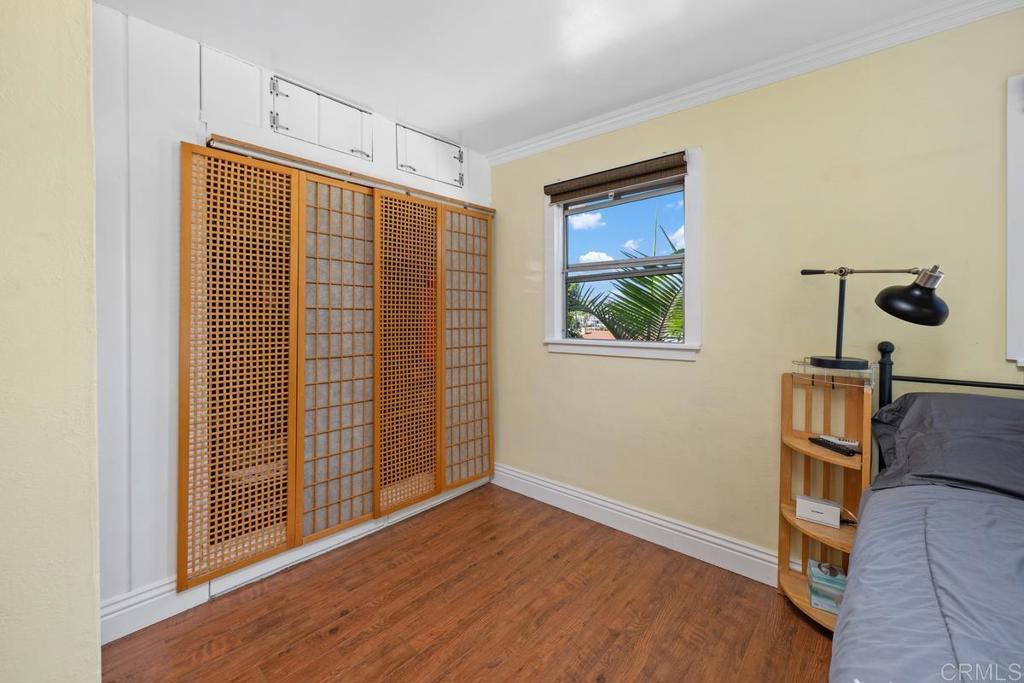 1098 Vale View Drive