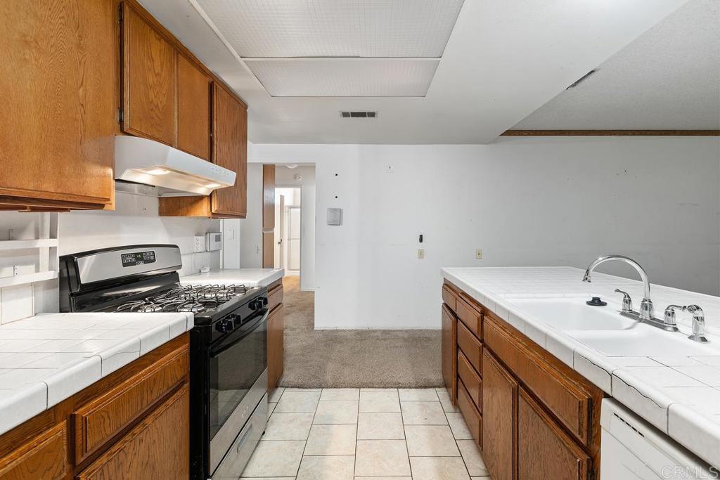 27012 Bottlebrush Lane