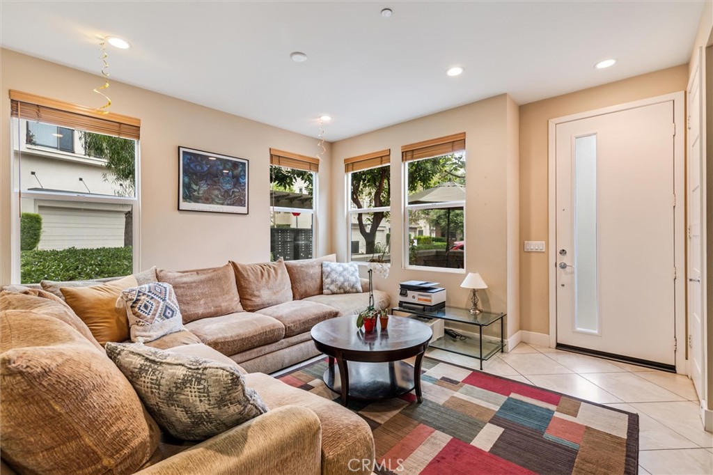 46 Beacon Way
