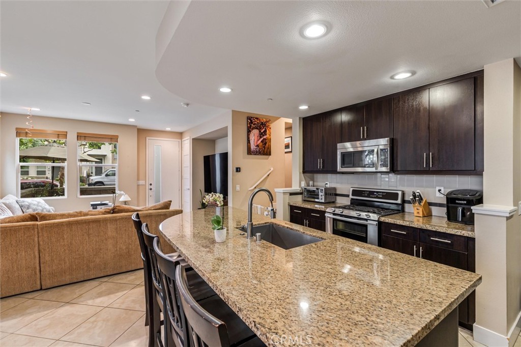 46 Beacon Way