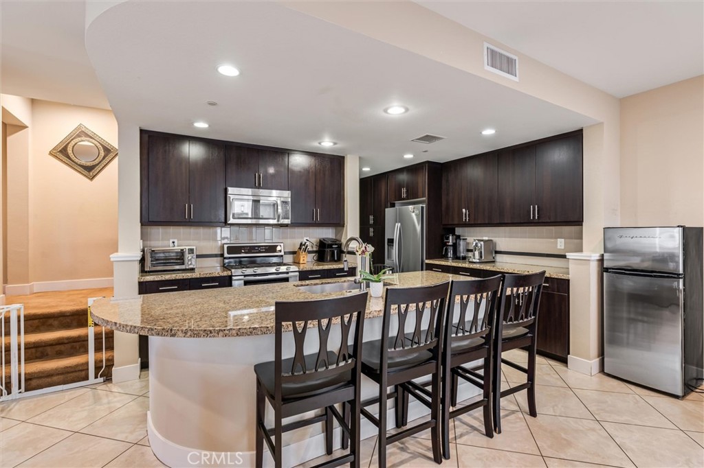 46 Beacon Way