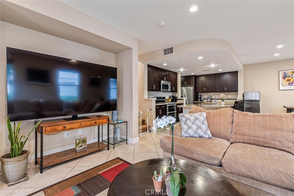 46 Beacon Way