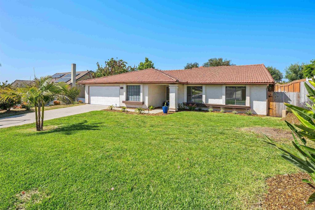 1556 Whispering Palm