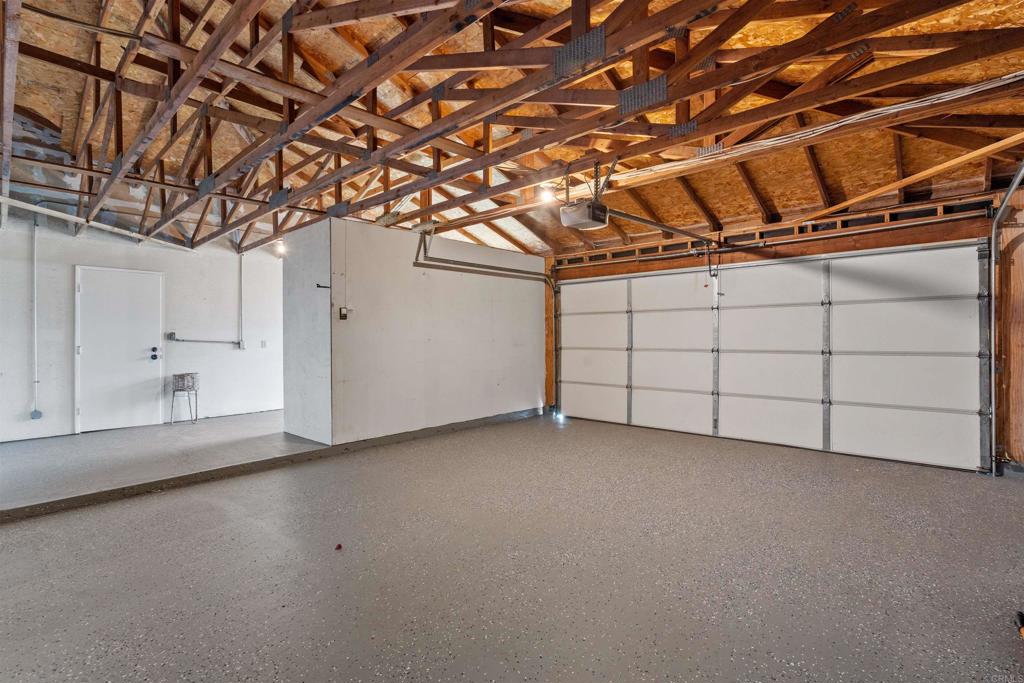 1556 Whispering Palm