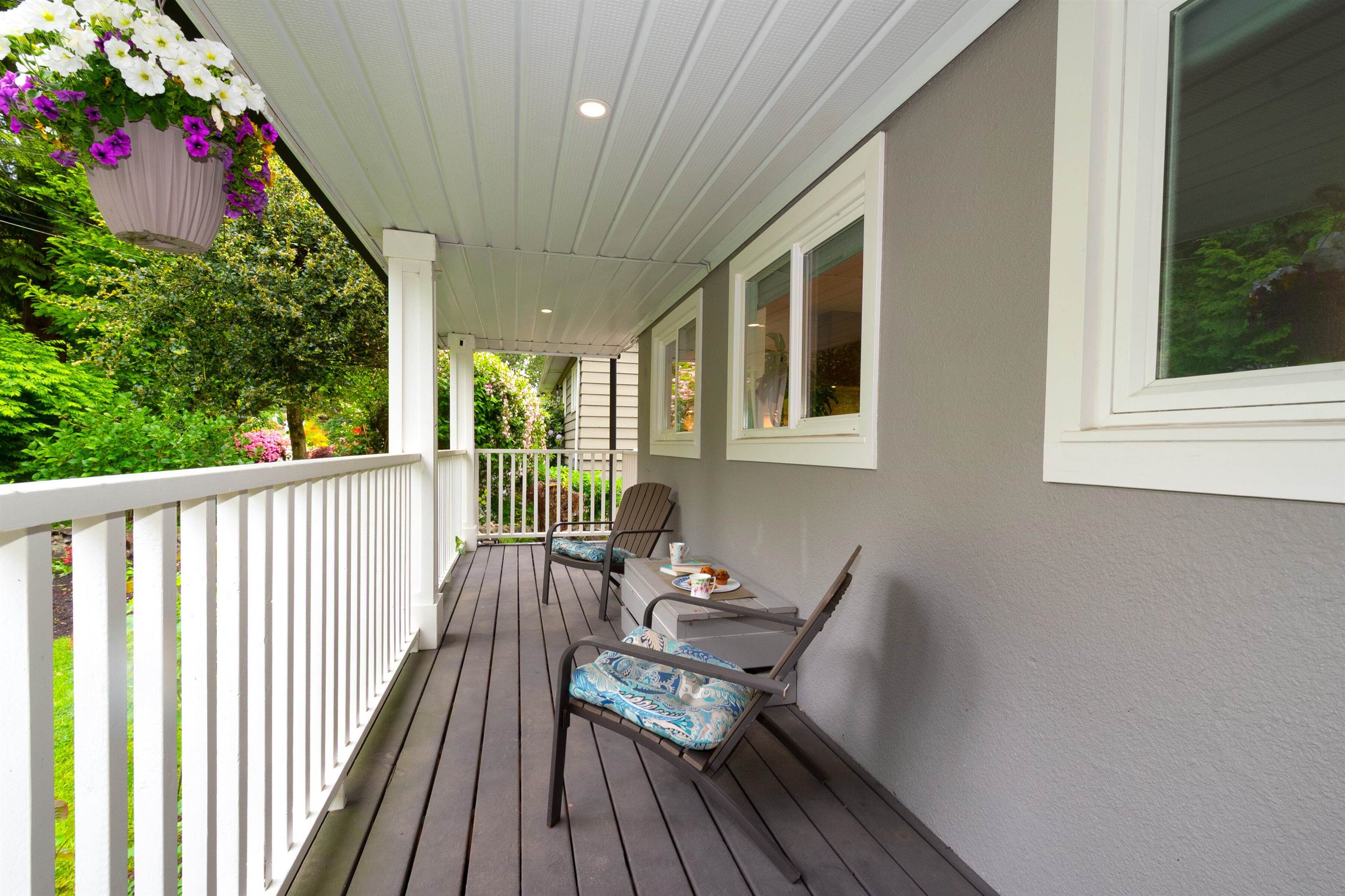 3067 PLYMOUTH DRIVE